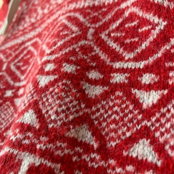 Eddie Bauer Red and White Fair Isle Cowl Neck Wool Blend Pullover Sweater Size L - Picture 11 of 11